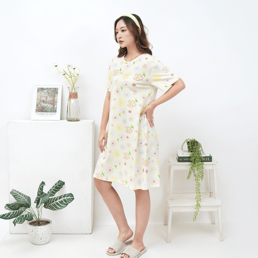 Blooming Flowers - Snuggle Tee - Piyama Tidur Dewasa