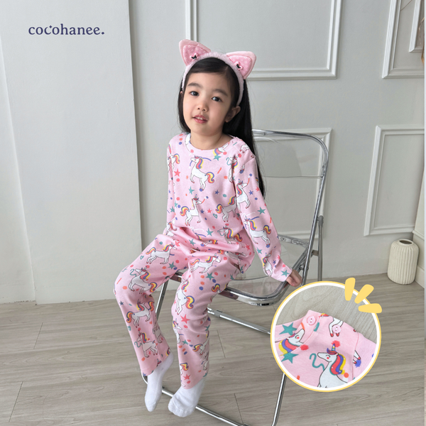 Cocohanee - Unicorn World Shoulder Button Long Pajamas - Piyama Bayi dan Anak dengan Kancing di Bahu