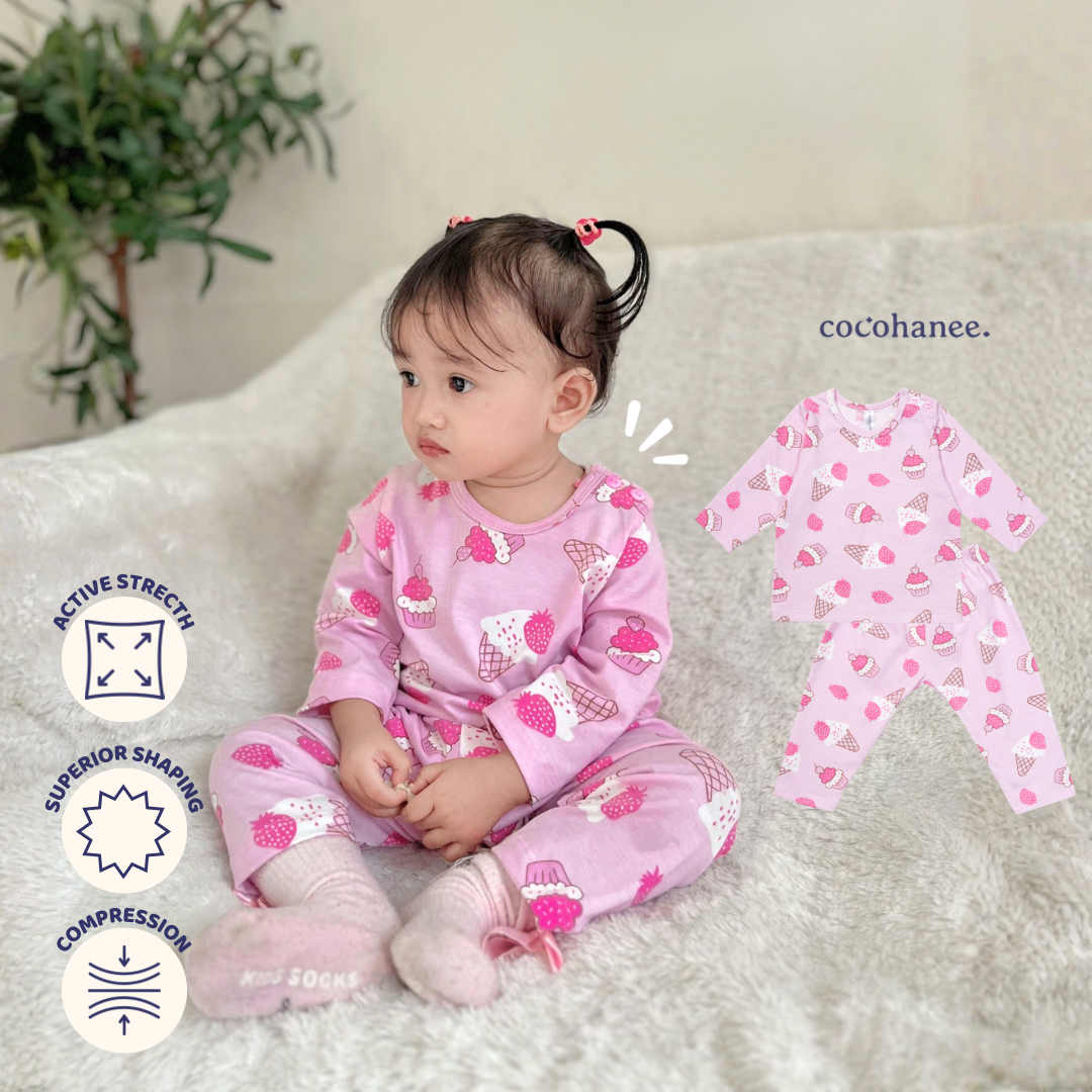 Cocohanee - Creamy Strawberry Baby Long Shoulder Button Pajamas - Piyama Bayi dengan Kancing di Bahu