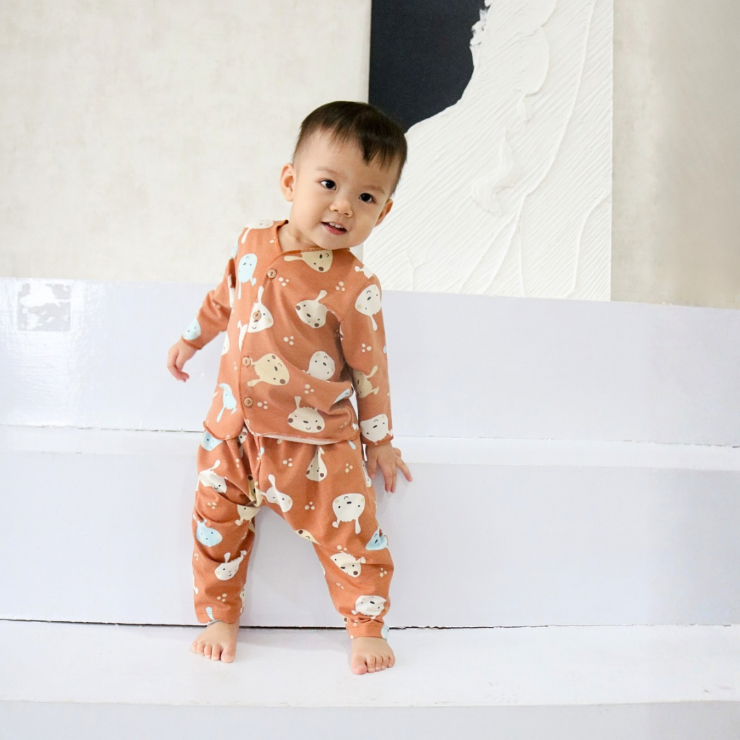 Cocohanee - Brown Puppies Baby Long Button Down Pajamas - Piyama Bayi dengan Kancing Depan