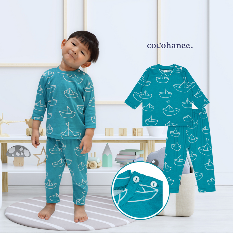 Cocohanee - Perahu Kertas Shoulder Button Long Pajamas - Piyama Bayi dan Anak dengan Kancing di Bahu