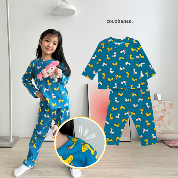 Cocohanee - Walky Ducky Shoulder Button Long Pajamas - Piyama Bayi dan Anak dengan Kancing di Bahu