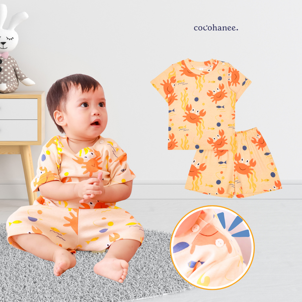 Cocohanee - Mr Craby Shoulder Button Short Pajamas - Piyama Bayi dan Anak dengan Kancing di Bahu