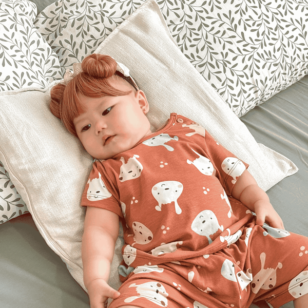 Cocohanee - Brown Puppies Baby Short Shoulder Button Pajamas - Piyama Bayi dengan Kancing di Bahu